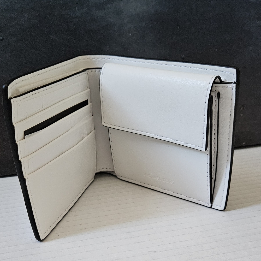 Michael Kors White Cooper Pebble Leather Bifold Wallet with Coin Pouch NWT - Picture 2 of 14